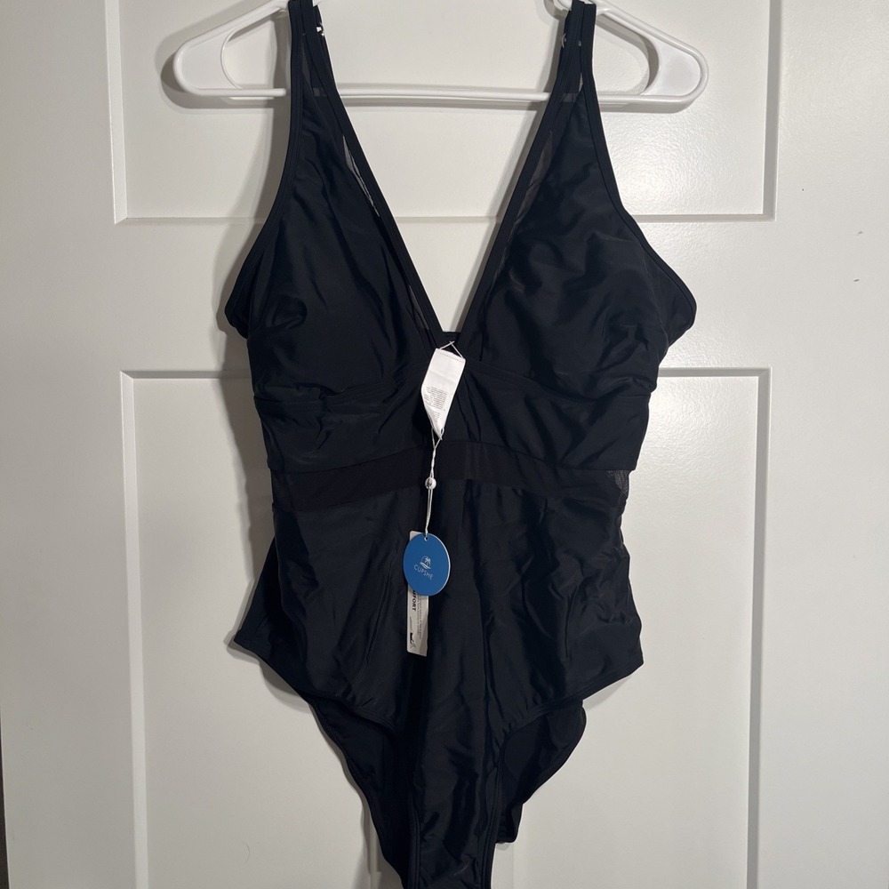NWT Cupshe Women’s One Piece Swimsuit V Neck Mesh Detailing Black Large
